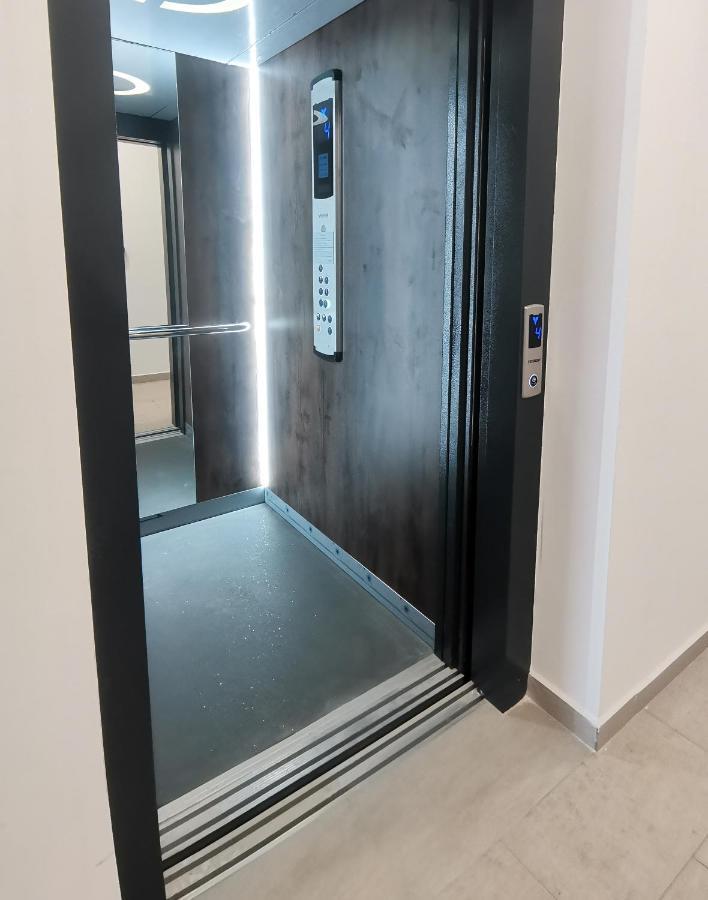 Stylish One Bedroom Apartment بودغوريتْسا المظهر الخارجي الصورة